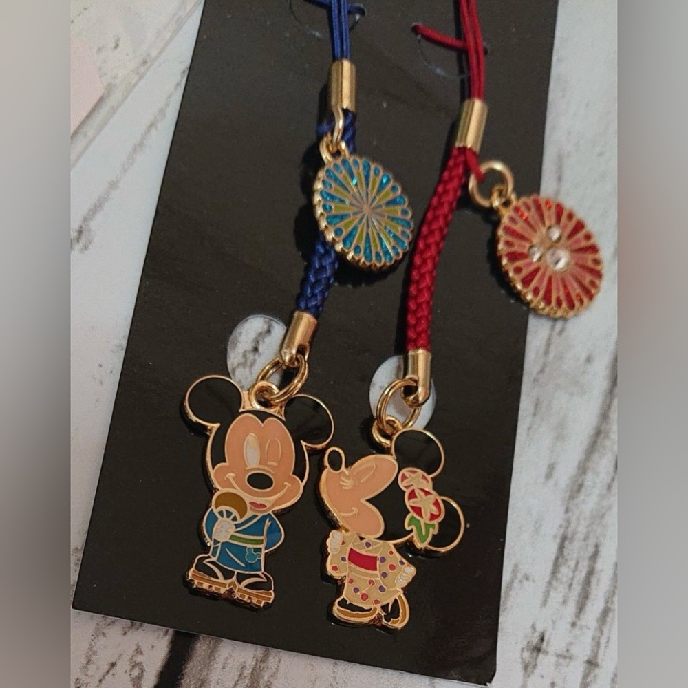 Tokyo Disney Resort Mickey & Minnie Mouse Bag/Cell Phone Charms, NWT.